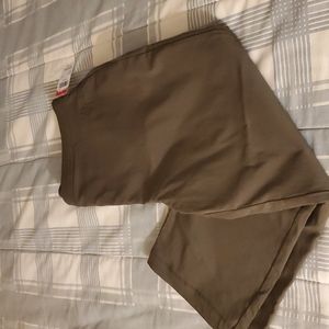 New with tags Capri pants